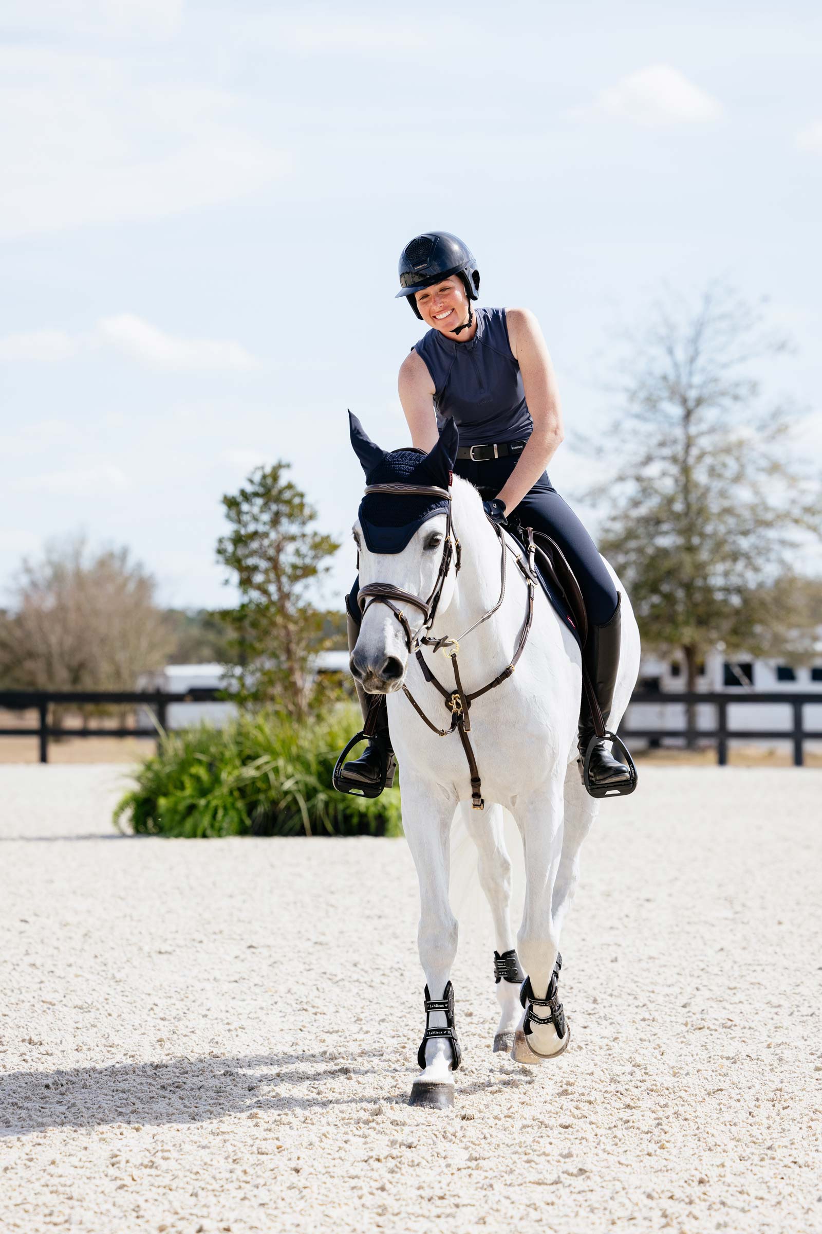 LeMieux Essence Flughuva