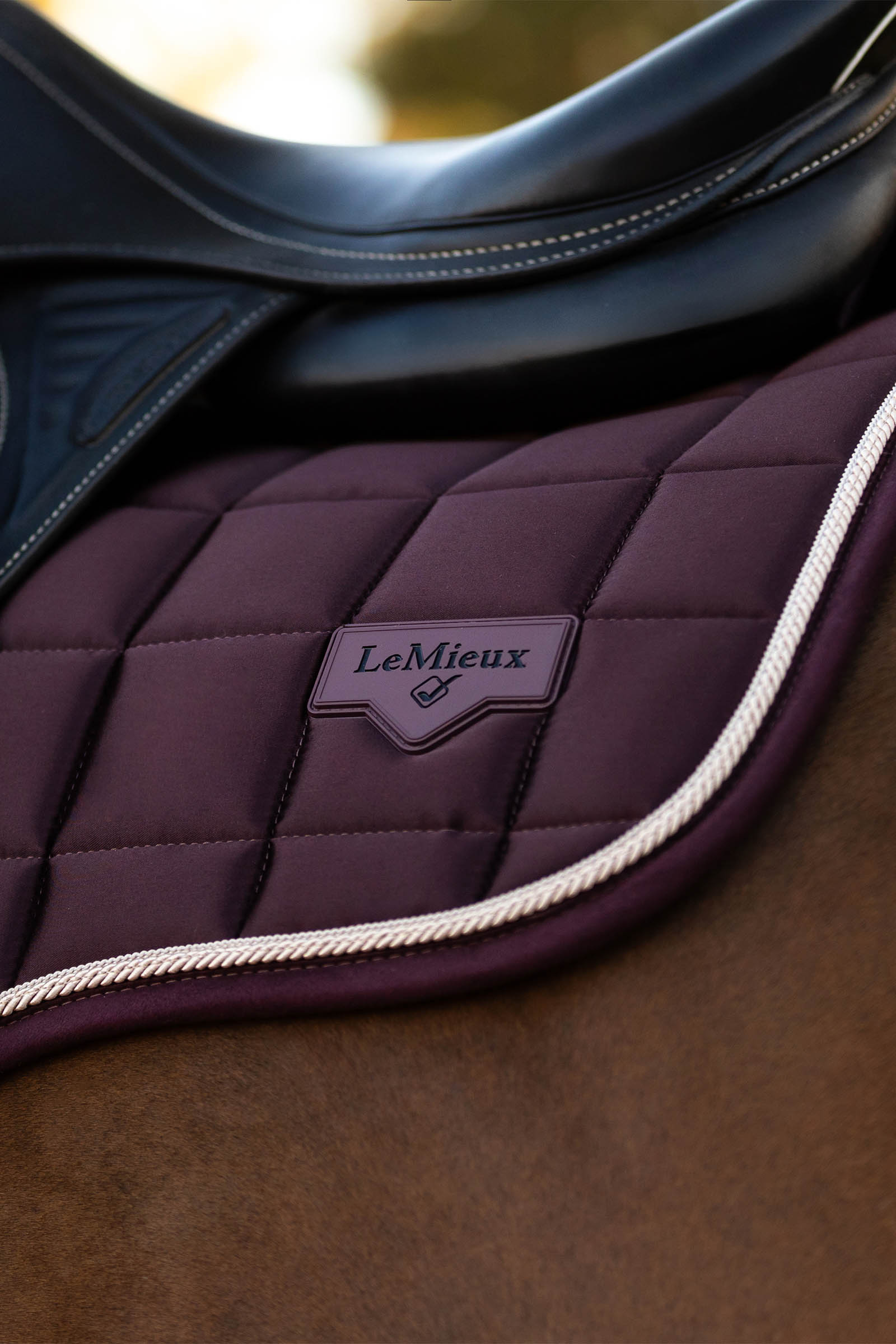 LeMieux Loire Classic Square allround schabrak