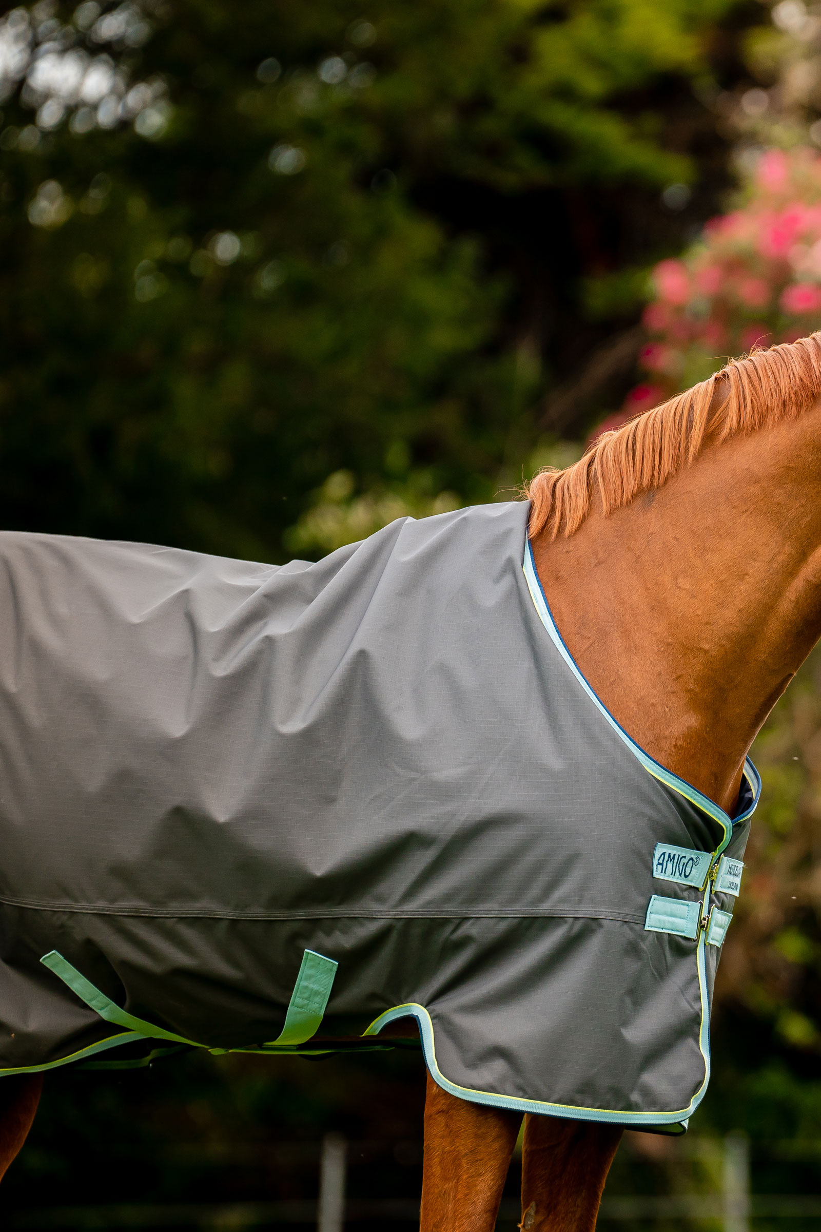 Horseware Amigo Hero Ripstop Plus utetäcke med avtagbar hals, 200g