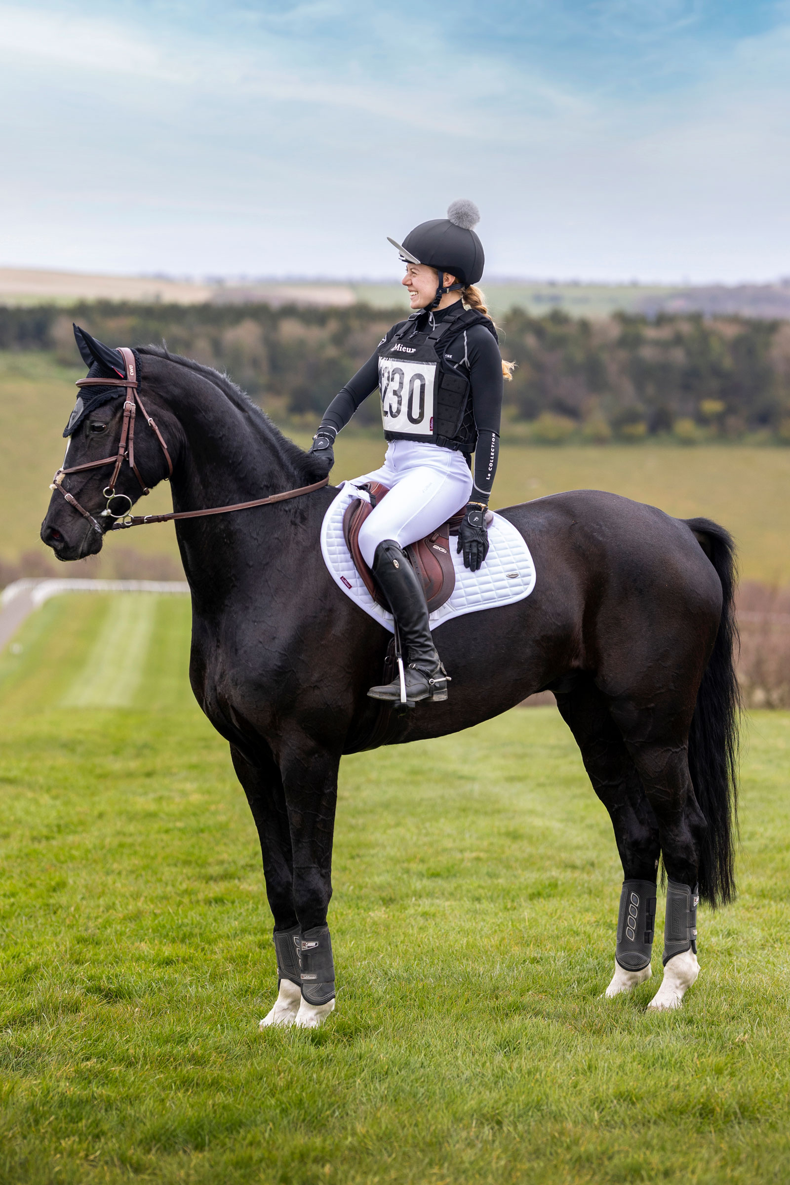 LeMieux Self-Cool Close Contact schabrak